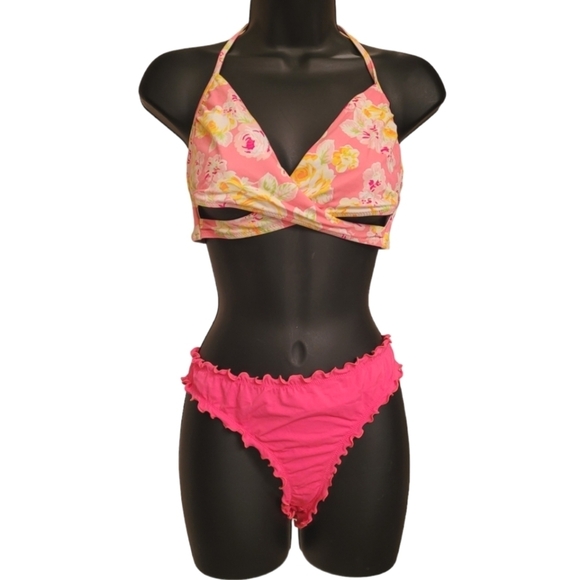 Victoria's Secret Bikini Three‎ Piece Bundle - Picture 5 of 10